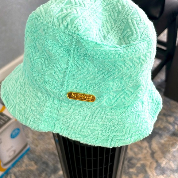Kopari bucket hat, NWOT; fits most heads - Picture 1 of 4